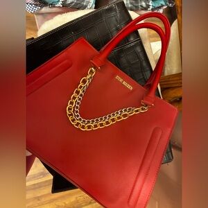 Steve Madden Red purse with Gold Chain